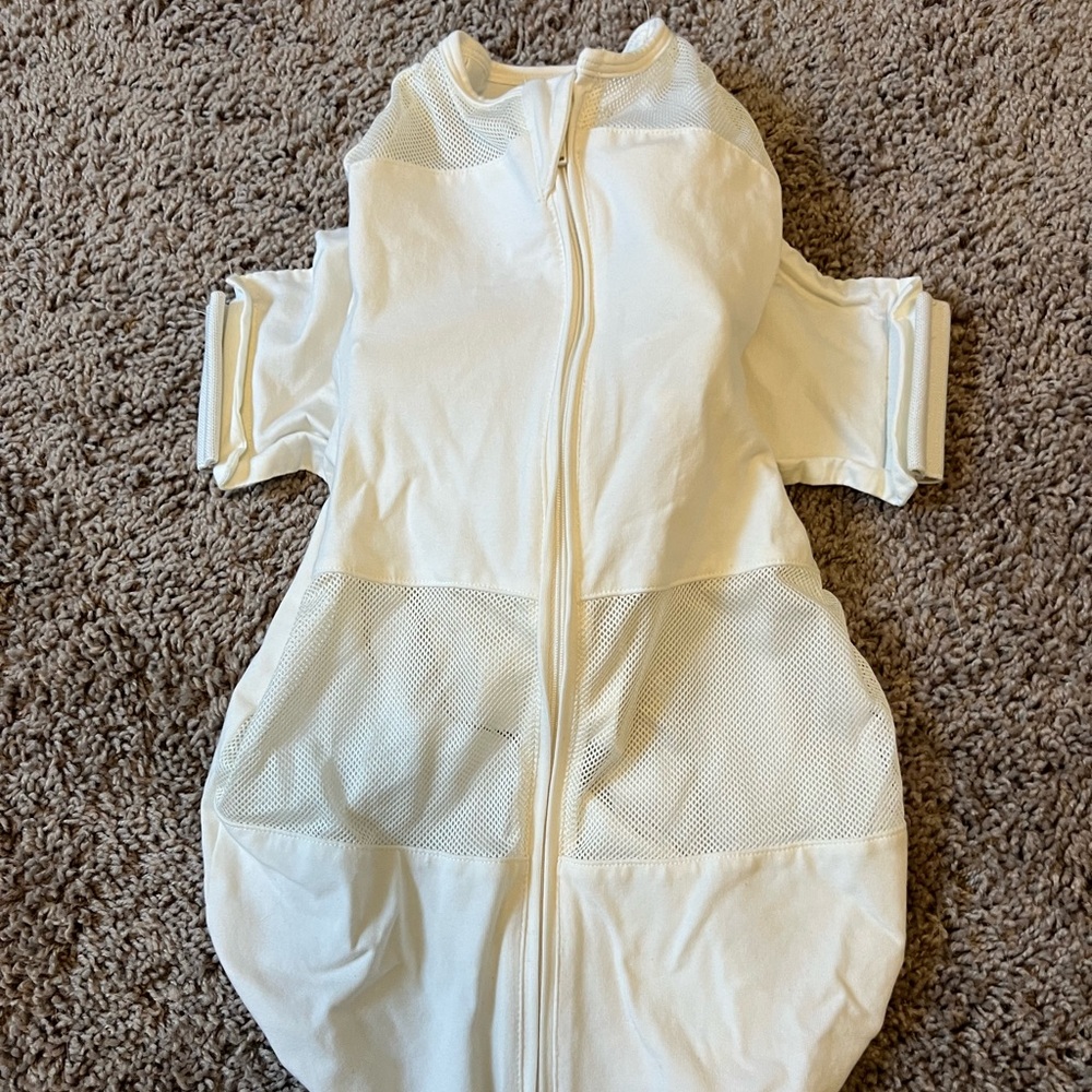 Happiest Baby Snoo Swaddles size small